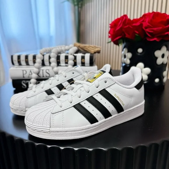 Adidas Superstar- Youth 2 - Picture 2 of 7